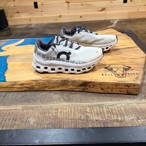 On Running Cloudtec Women’s Shoes - Cream and Black